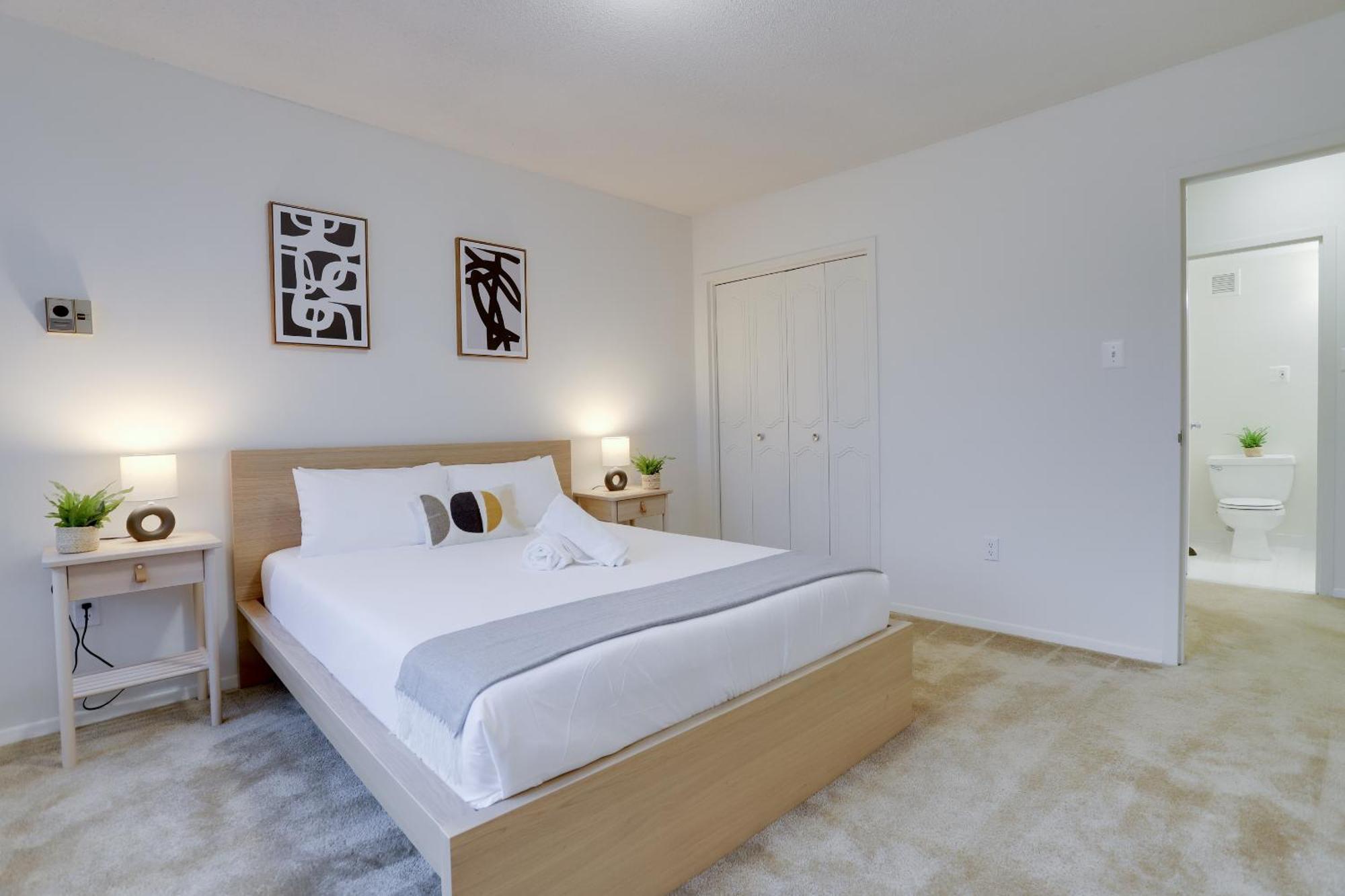 Sensational Condominium @Crystal City Арлингтън Екстериор снимка