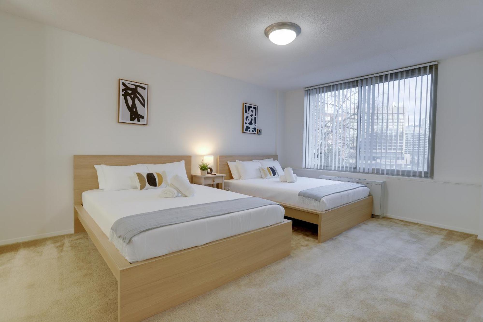 Sensational Condominium @Crystal City Арлингтън Екстериор снимка