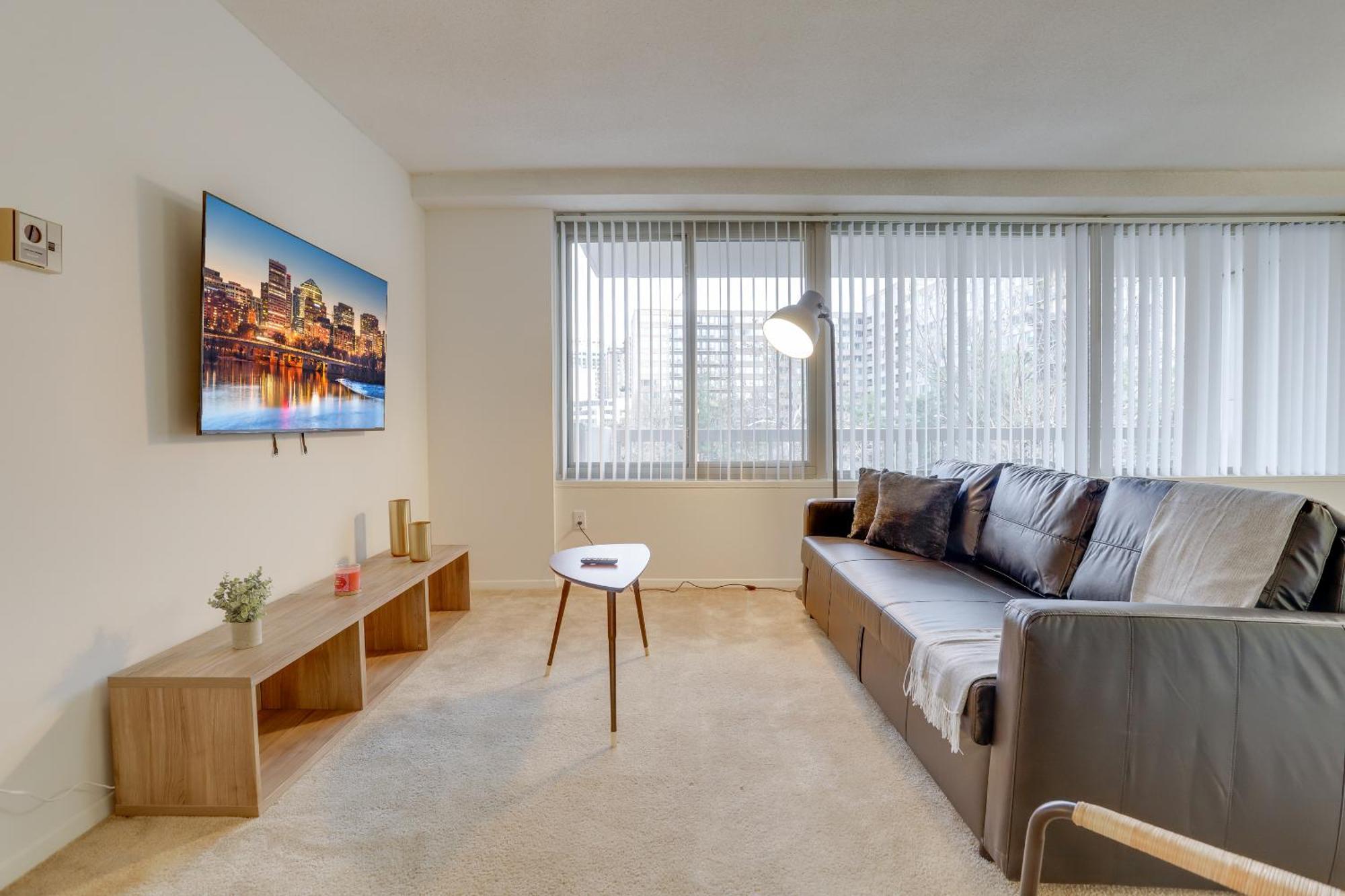 Sensational Condominium @Crystal City Арлингтън Екстериор снимка