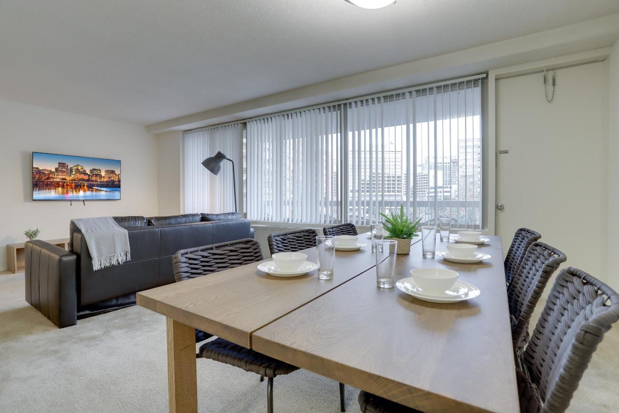 Sensational Condominium @Crystal City Арлингтън Екстериор снимка
